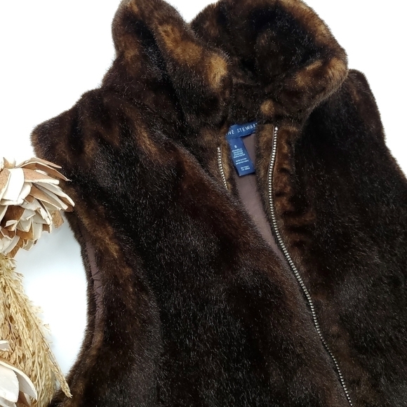New Catherine Stewart Brown Soft Faux Fur Vest Sz S - Picture 12 of 15